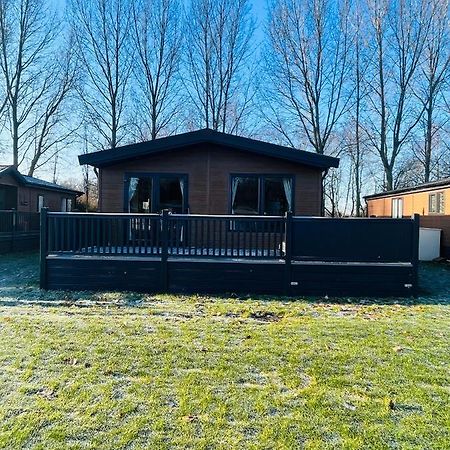 Loki'S Retreat Lodge With Hot Tub 约克 外观 照片