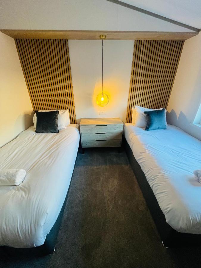 Loki'S Retreat Lodge With Hot Tub 约克 外观 照片