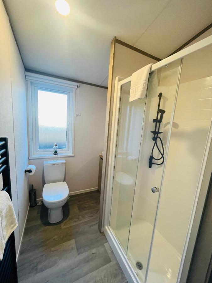 Loki'S Retreat Lodge With Hot Tub 约克 外观 照片