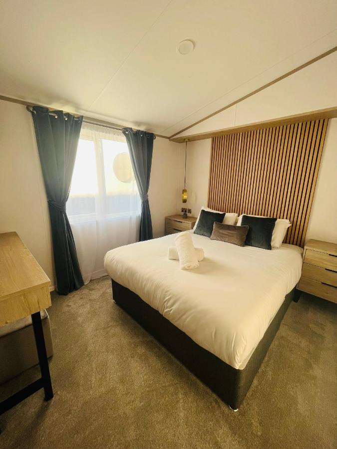 Loki'S Retreat Lodge With Hot Tub 约克 外观 照片